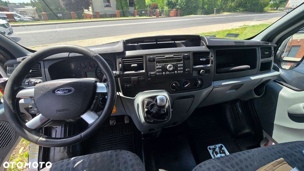 Ford Transit - 16