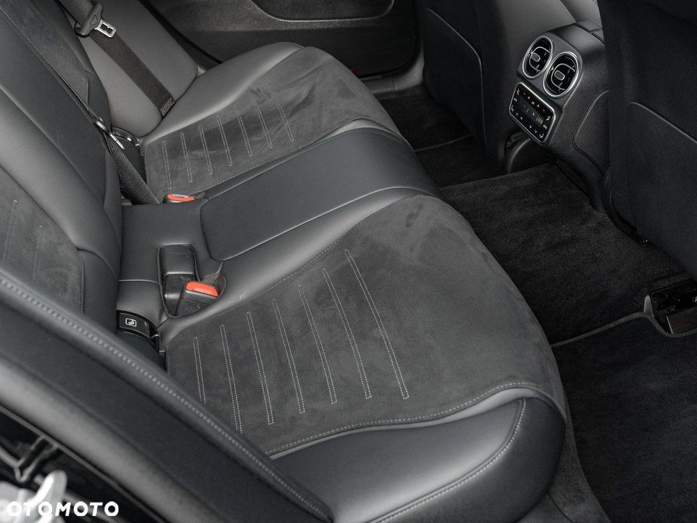 Mercedes-Benz Klasa C - 33