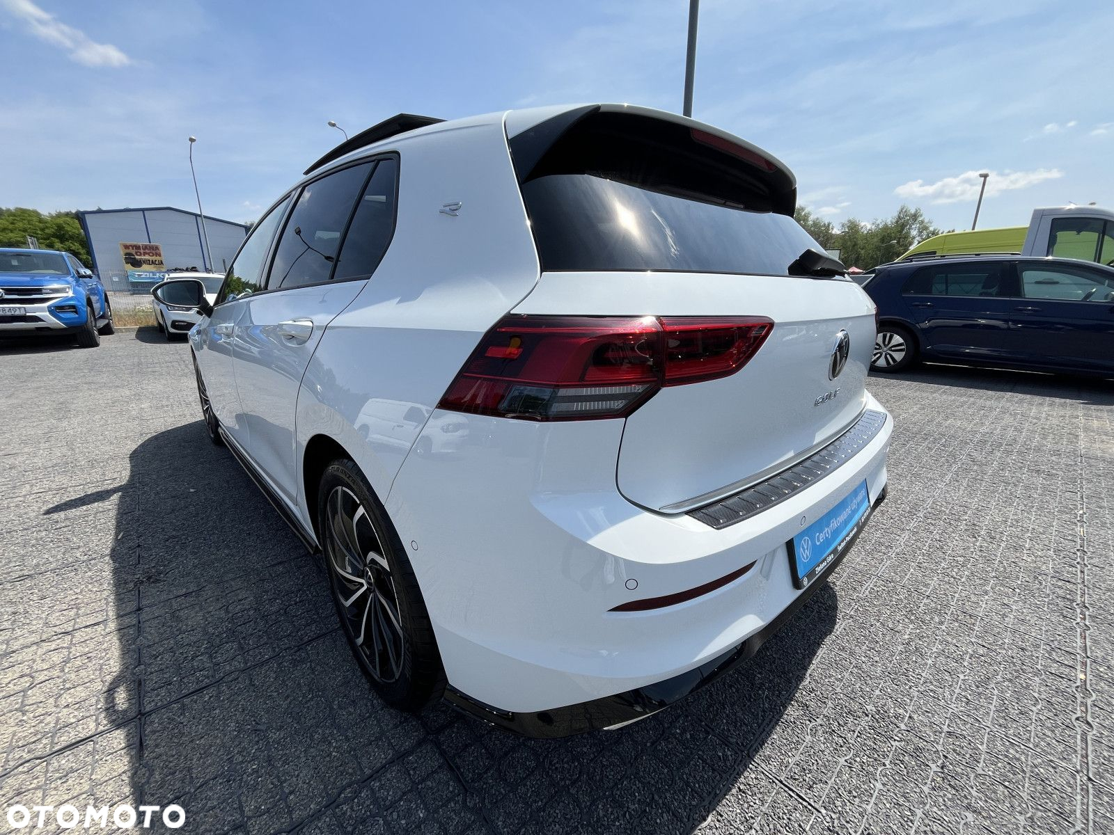 Volkswagen Golf - 11