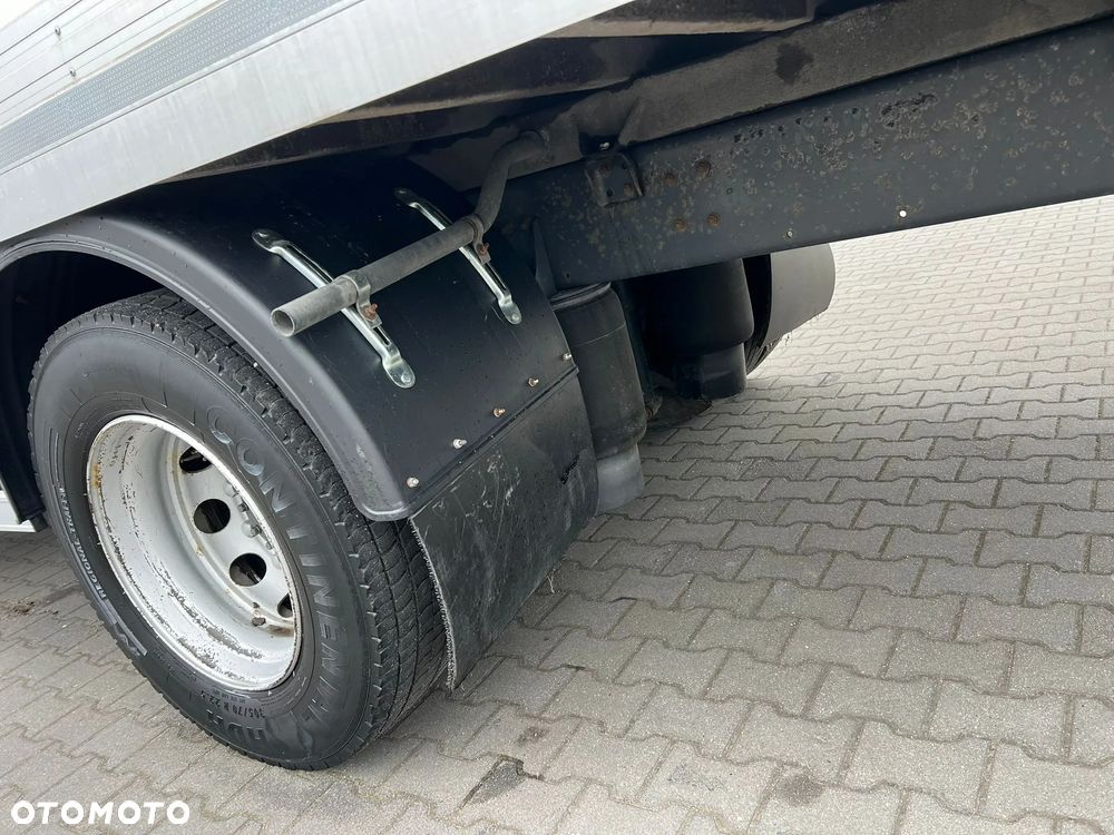 Renault D18 250 DTI 18T CHŁODNIA+WINDA - 8