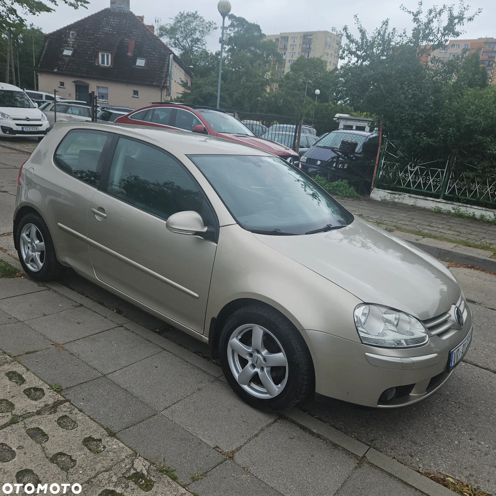 Volkswagen Golf V 1.6 Comfortline - 4