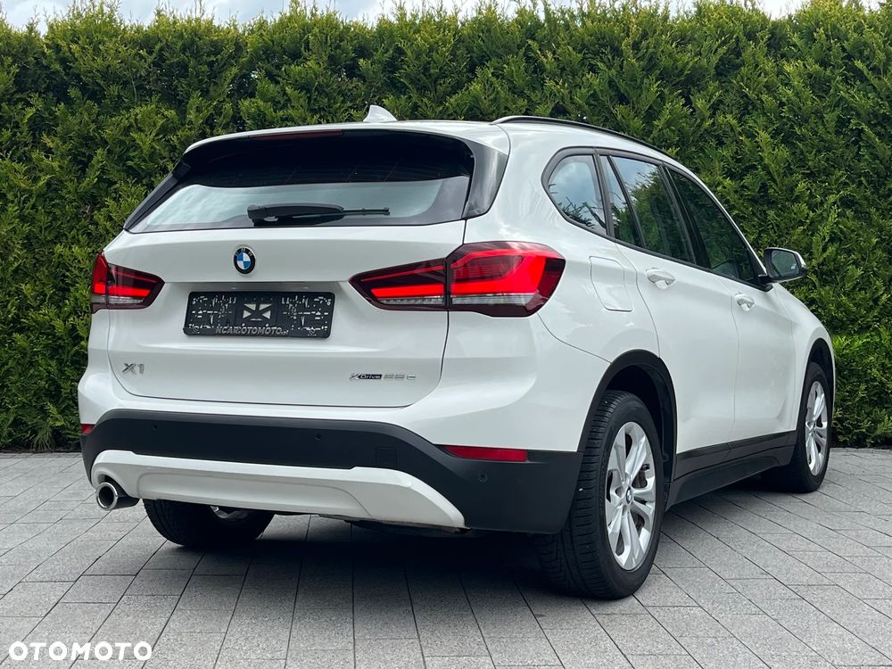 BMW X1 xDrive25e Advantage - 8