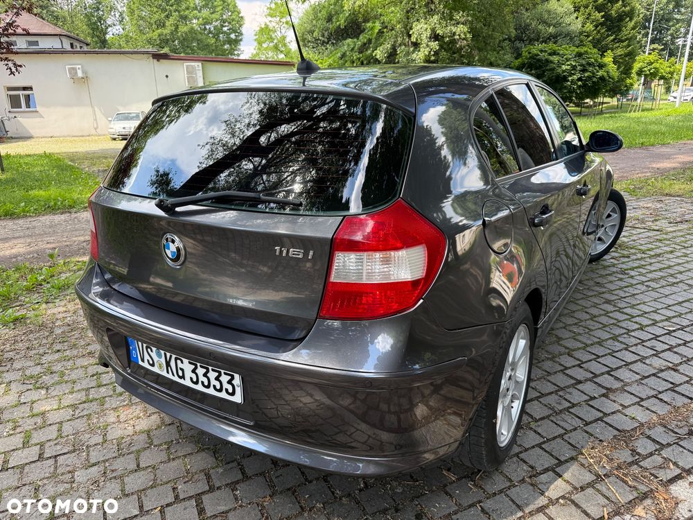 BMW Seria 1 - 19