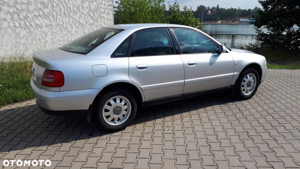 Audi A4 Limousine 1.9 TDI - 13