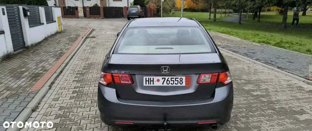 Honda Accord - 16