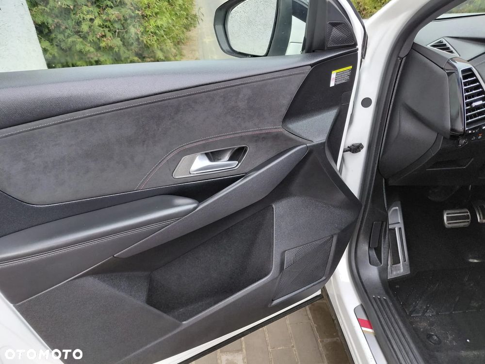 DS Automobiles DS 7 - 28