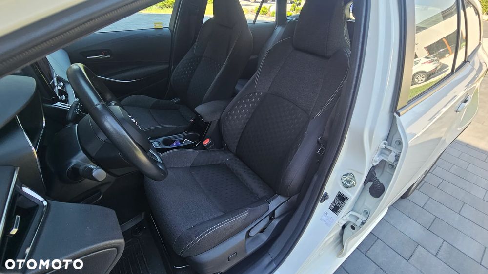Toyota Corolla 1.8 Hybrid Comfort - 25