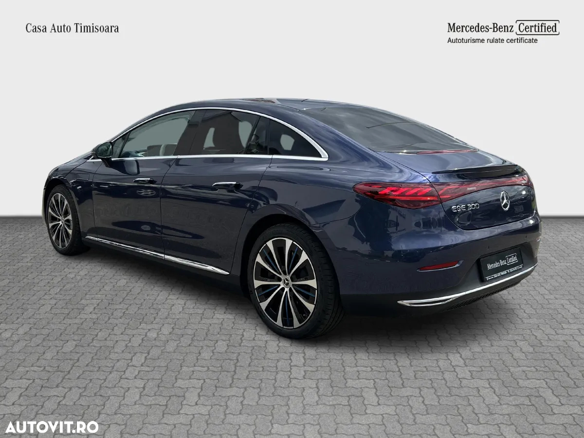 Mercedes-Benz EQE 300 - 4