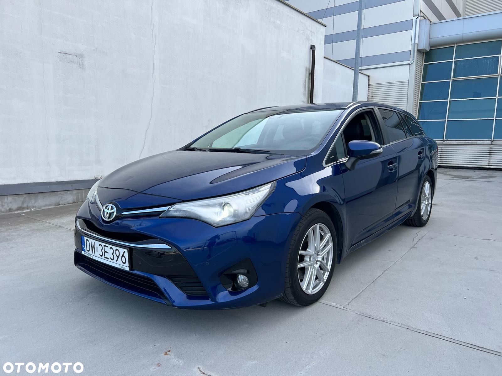 Toyota Avensis 2.0 D-4D Prestige - 1