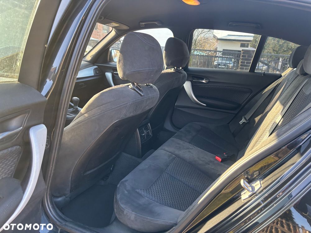 BMW Seria 1 125d Sport Line - 11