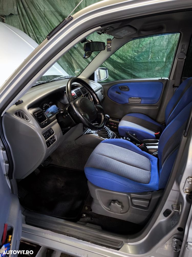 Suzuki Grand Vitara - 9