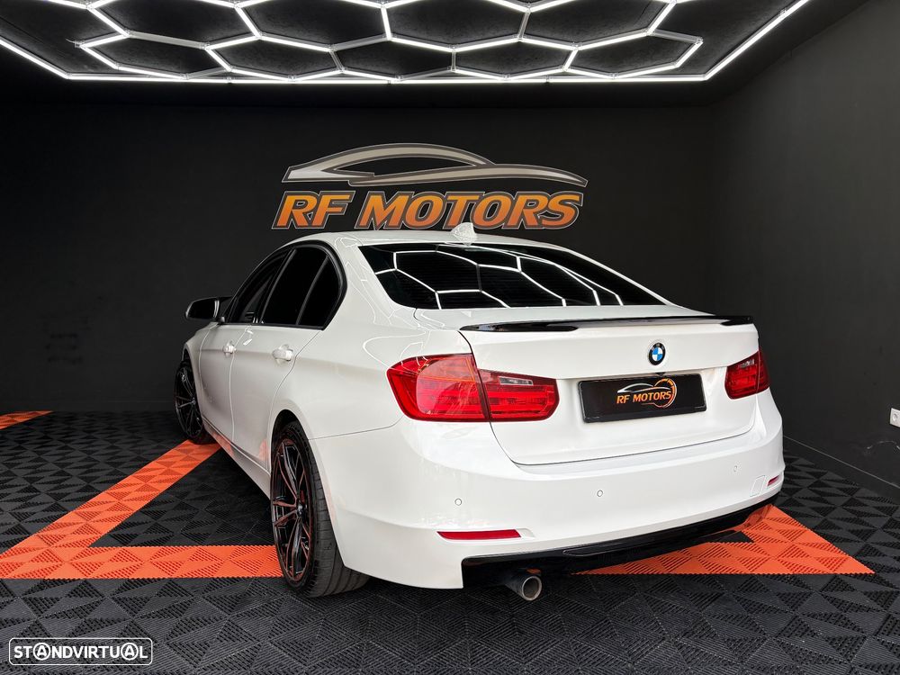 BMW 318 d Aut. Blue Performance Sport Line - 6