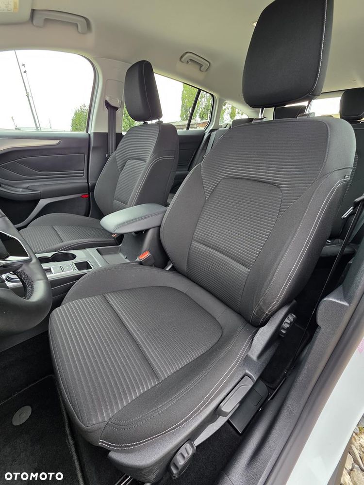 Ford Focus 1.5 EcoBlue Titanium - 13