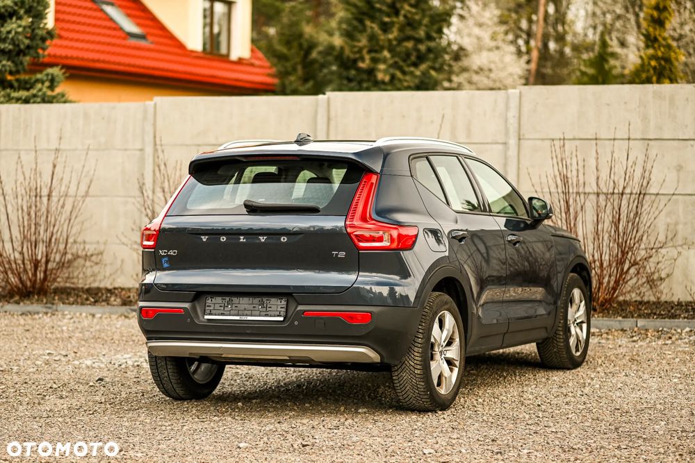 Volvo XC 40 T2 Core - 18