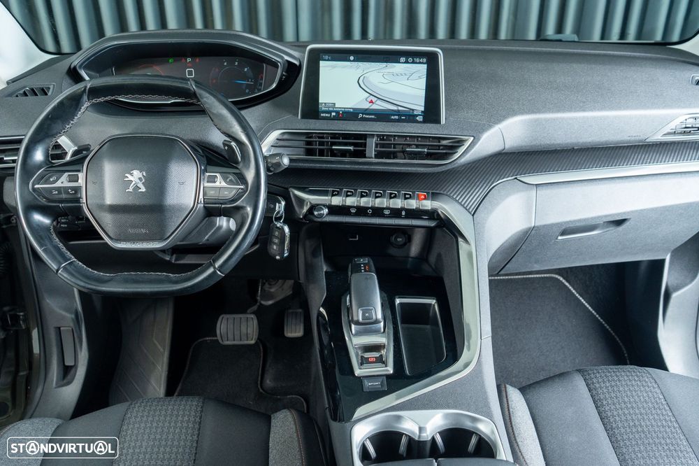 Peugeot 3008 1.5 BlueHDi Active Pack EAT8 - 12