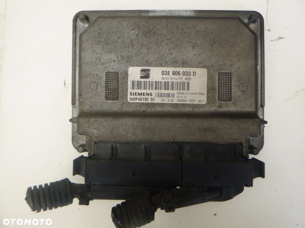 Seat Ibiza III 1,2 12V sterownik 03E906033D - 2