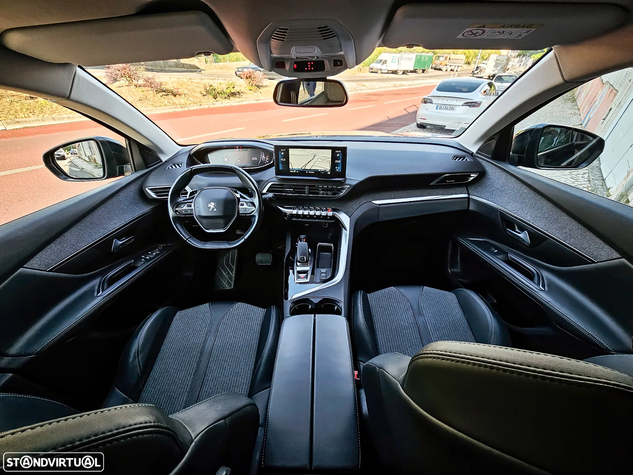Peugeot 5008 1.5 BlueHDi Allure Pack EAT8 - 14