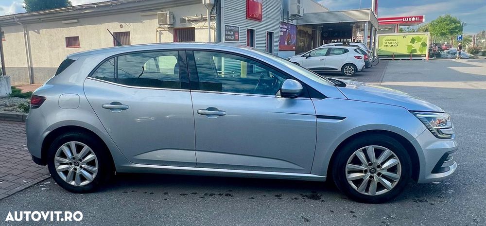 Renault Megane BLUE dCi 115 BUSINESS EDITION - 8