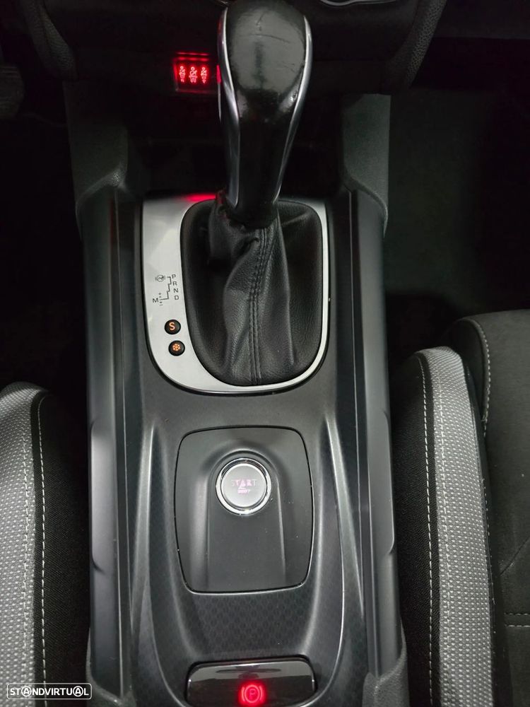 Citroën DS4 1.6 BlueHDi So Chic EAT6 - 11