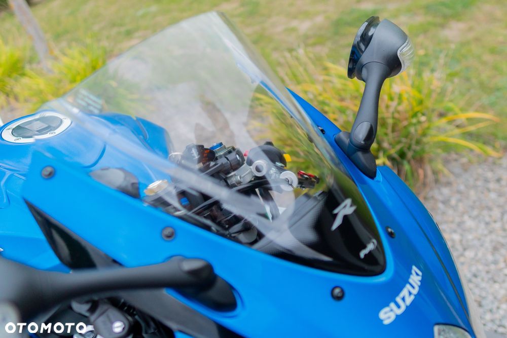 Suzuki GSX-R - 16