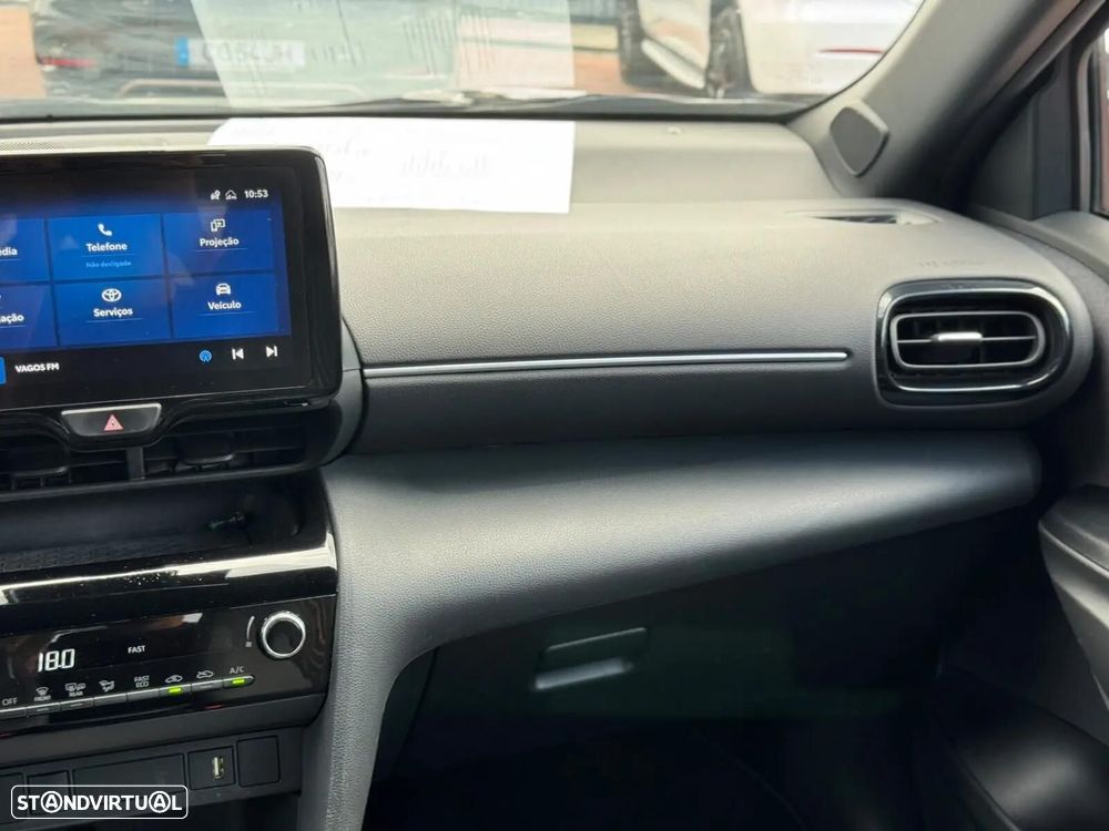 Toyota Yaris Cross 1.5 HDF Comfort - 23