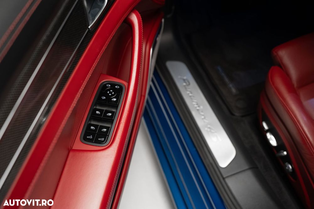 Porsche Panamera - 13