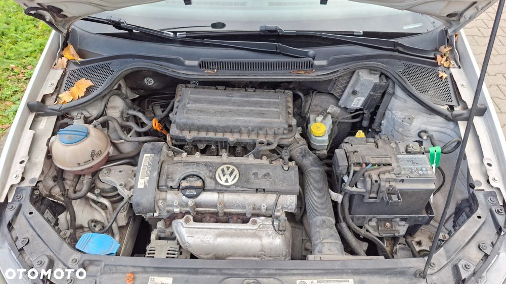 Volkswagen Polo 1.4 16V Highline - 26