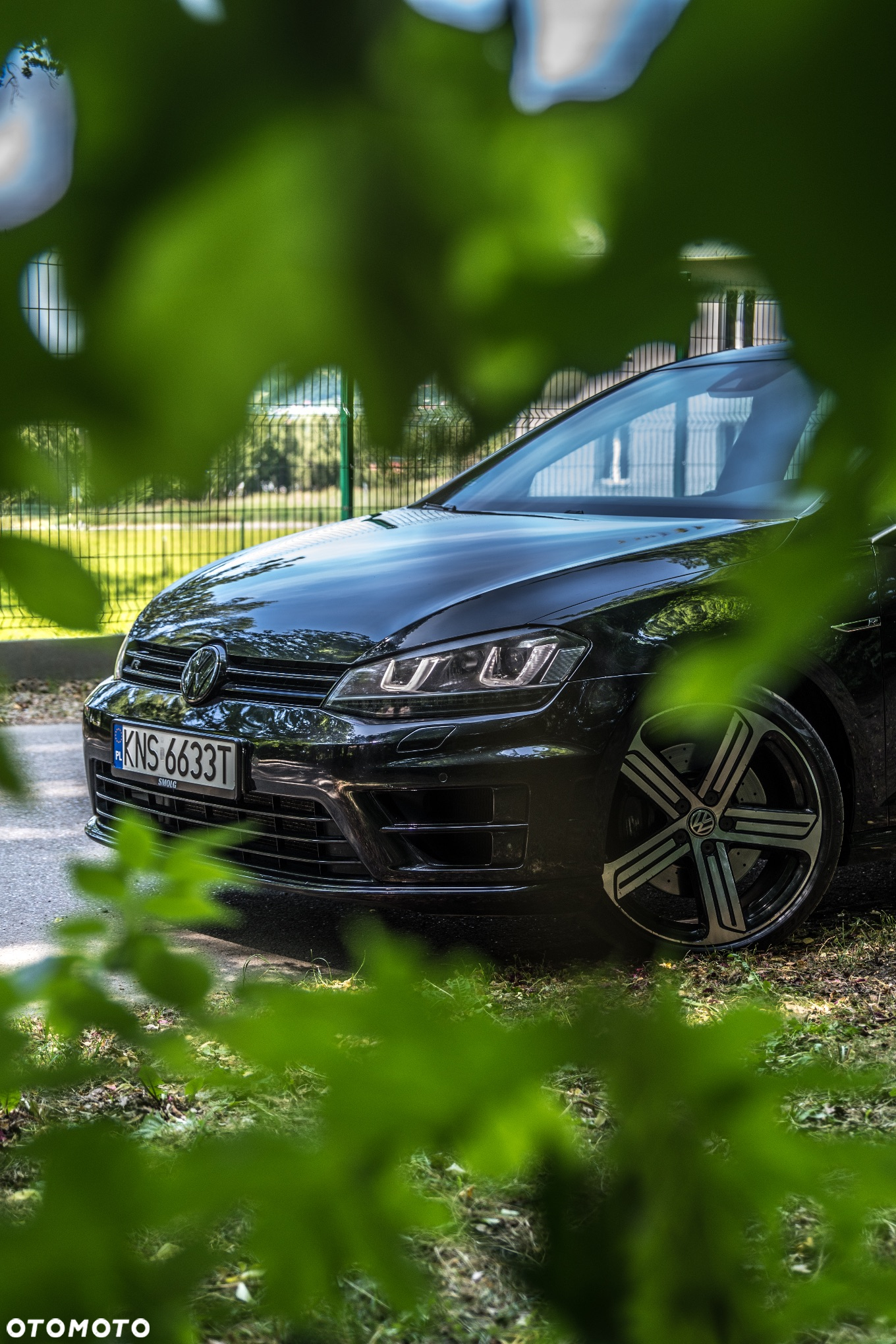 Volkswagen Golf VII 2.0 TSI BMT 4Mot R DSG - 2
