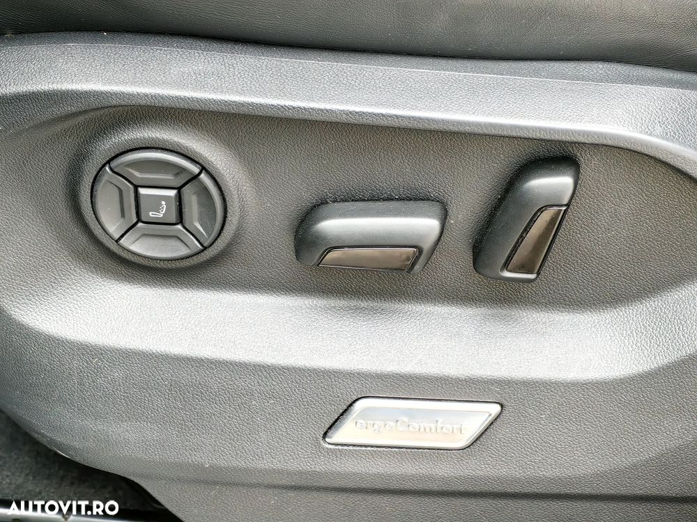 Volkswagen Touareg V6 TSI eHybrid PHEV R - 17