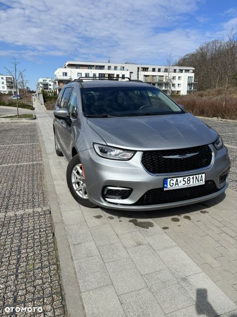 Chrysler Pacifica - 15