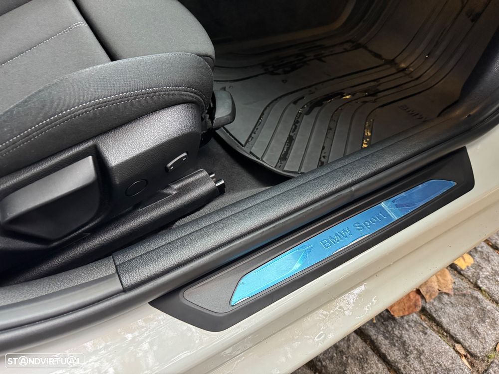 BMW 318 d Line Sport Auto - 12