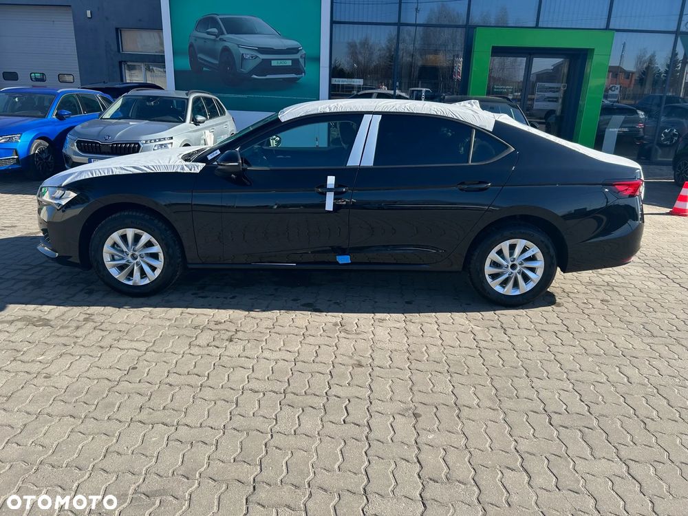 Skoda Superb 2.0 TDI SCR Essence DSG - 2