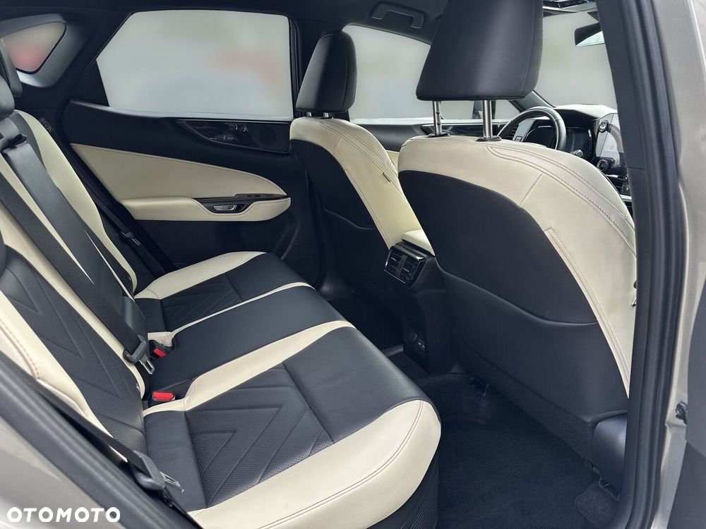 Lexus NX 350h Prestige AWD - 11