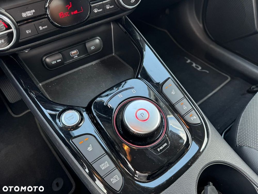 Kia Soul e-Soul 64kWh L - 12