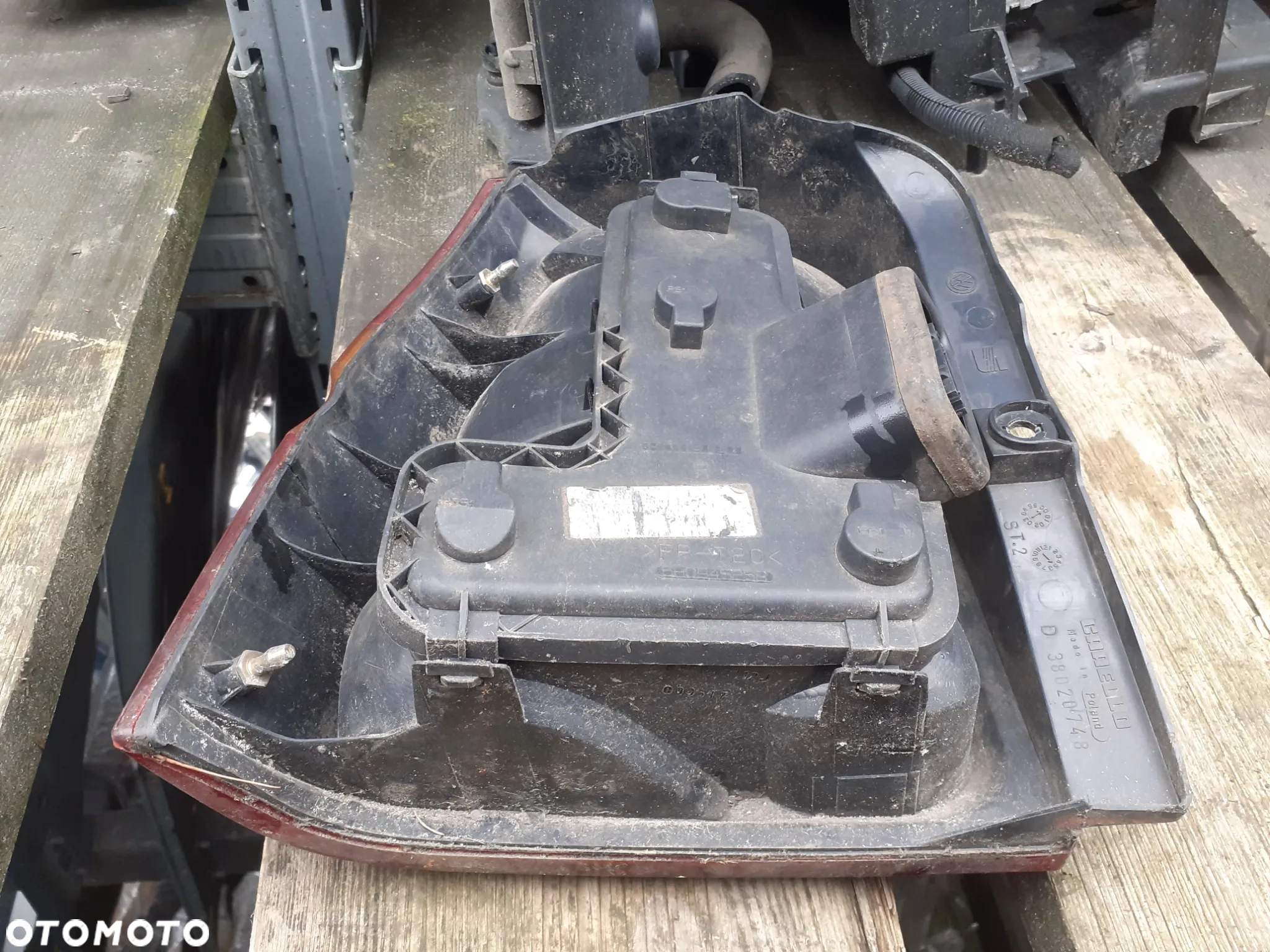.  TYL TYLNA LAMPA PRAWA VOLKSWAGEN LUPO / SEAT AROSA - 4