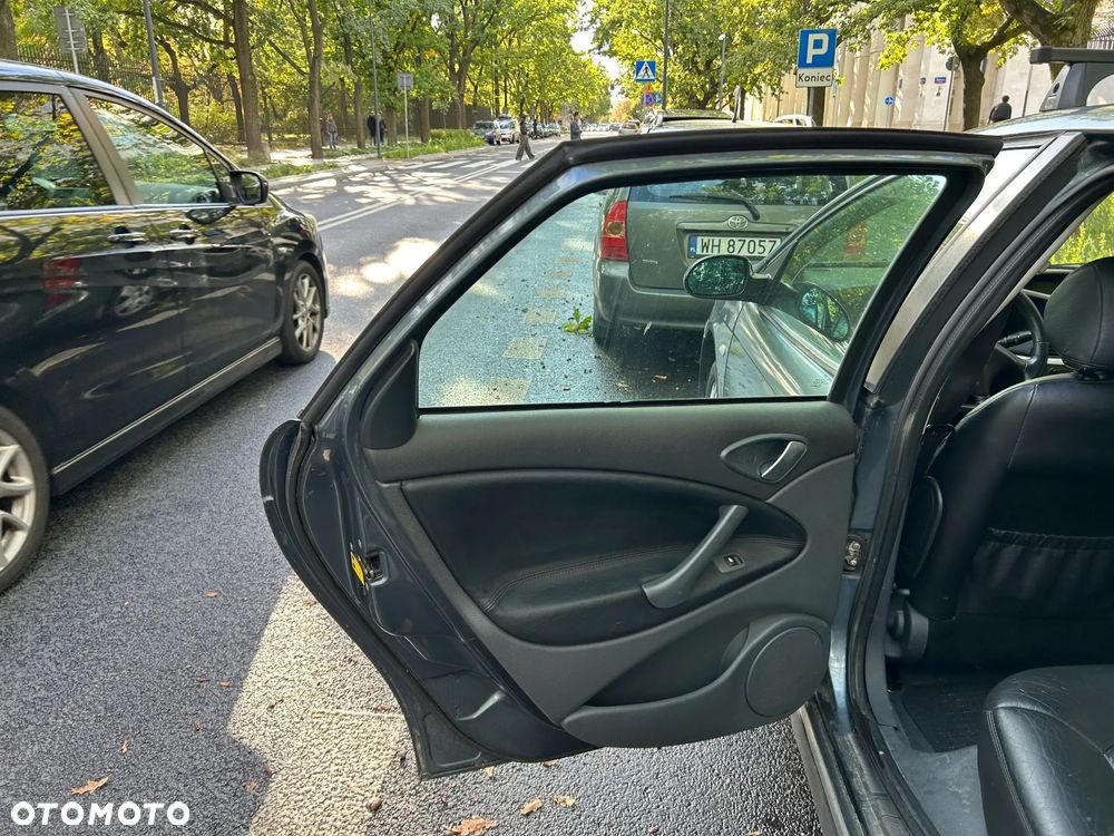 Citroën C5 2.0 16V Confort - 18