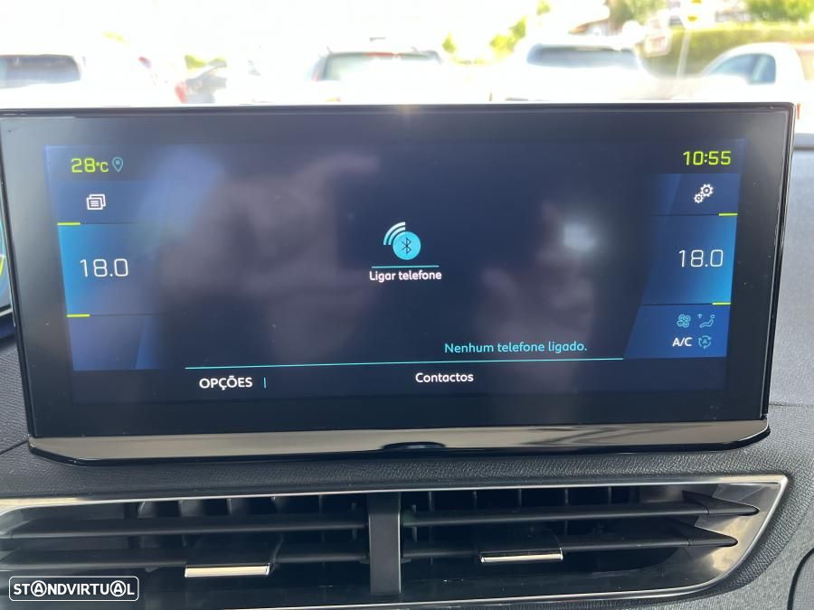 Peugeot 3008 1.6 Hybrid4 Allure Pack e-EAT8 - 36
