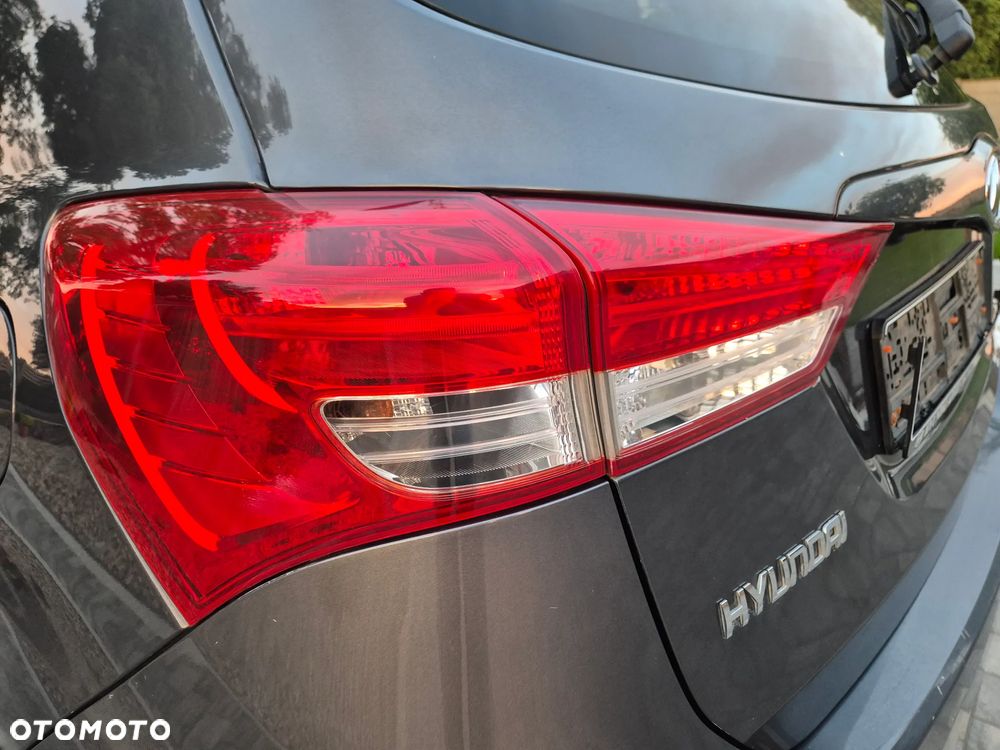 Hyundai ix20 1.6 blue Space - 21