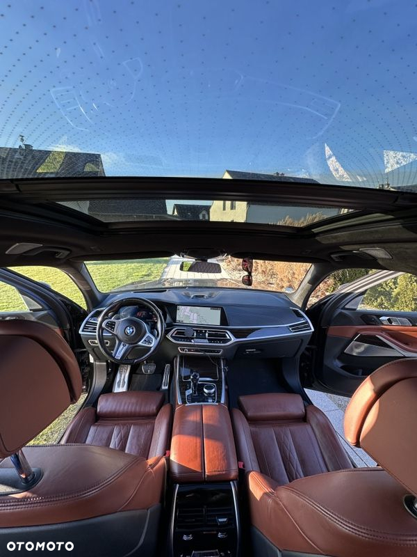BMW X7 - 11