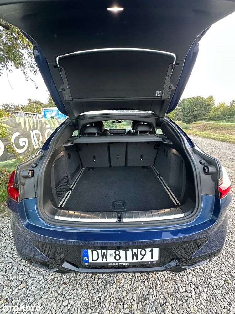 BMW X4 - 16