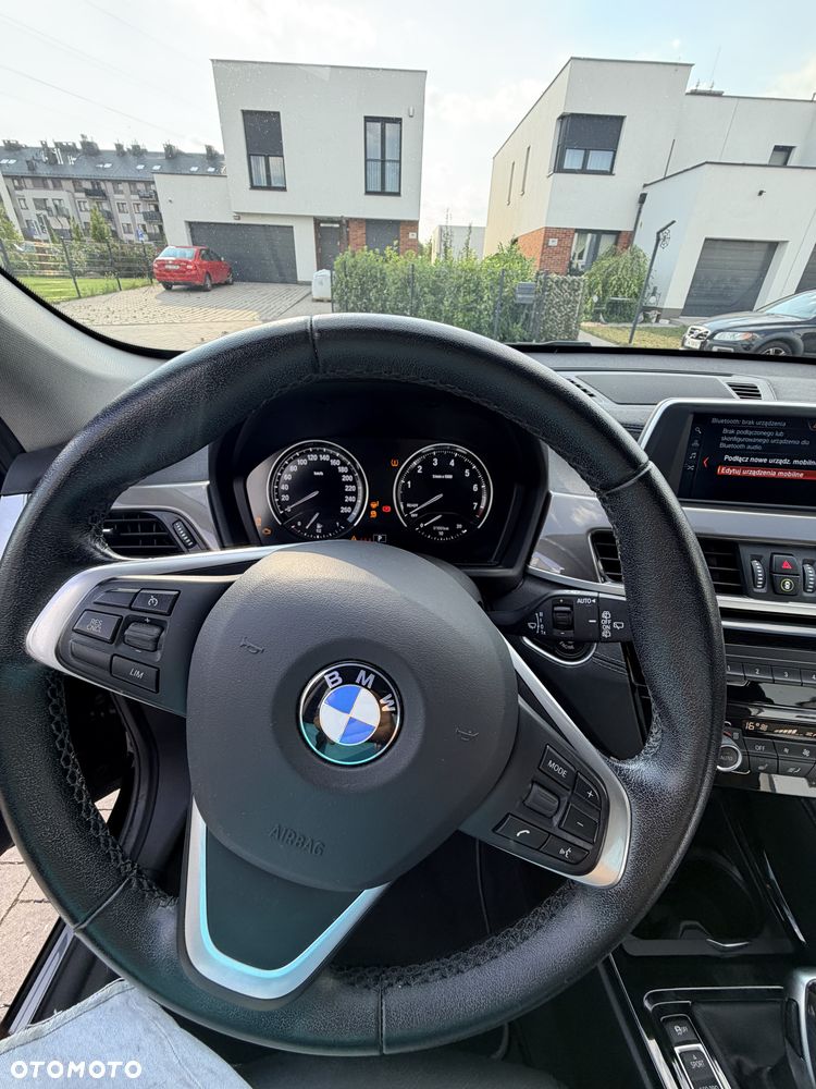 BMW X1 sDrive18i xLine - 13
