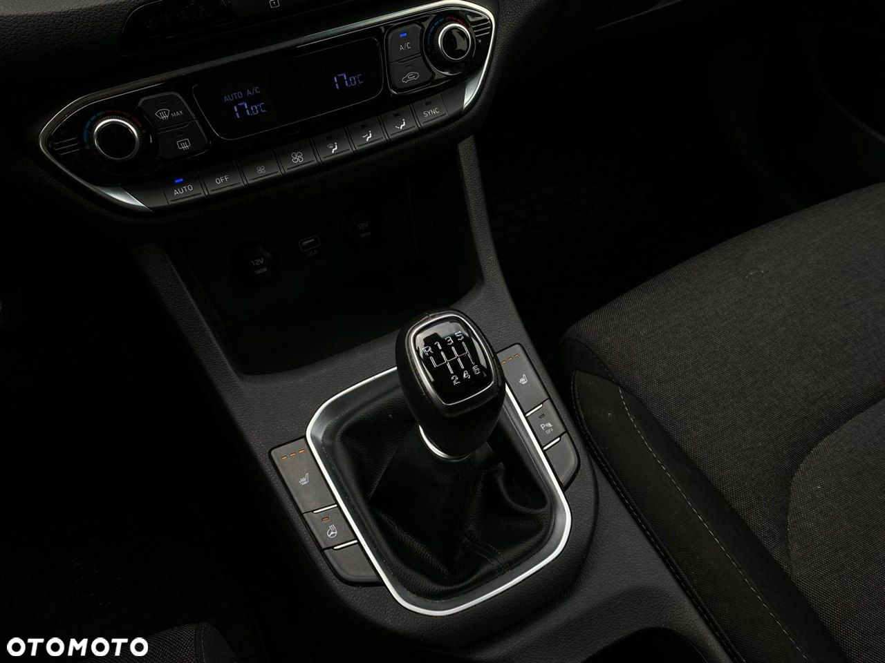 Hyundai i30 - 21
