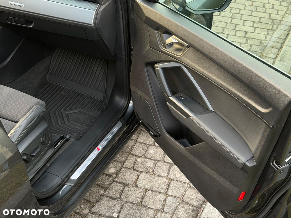 Audi Q3 Sportback 40 TDI Quattro S Line S tronic - 25
