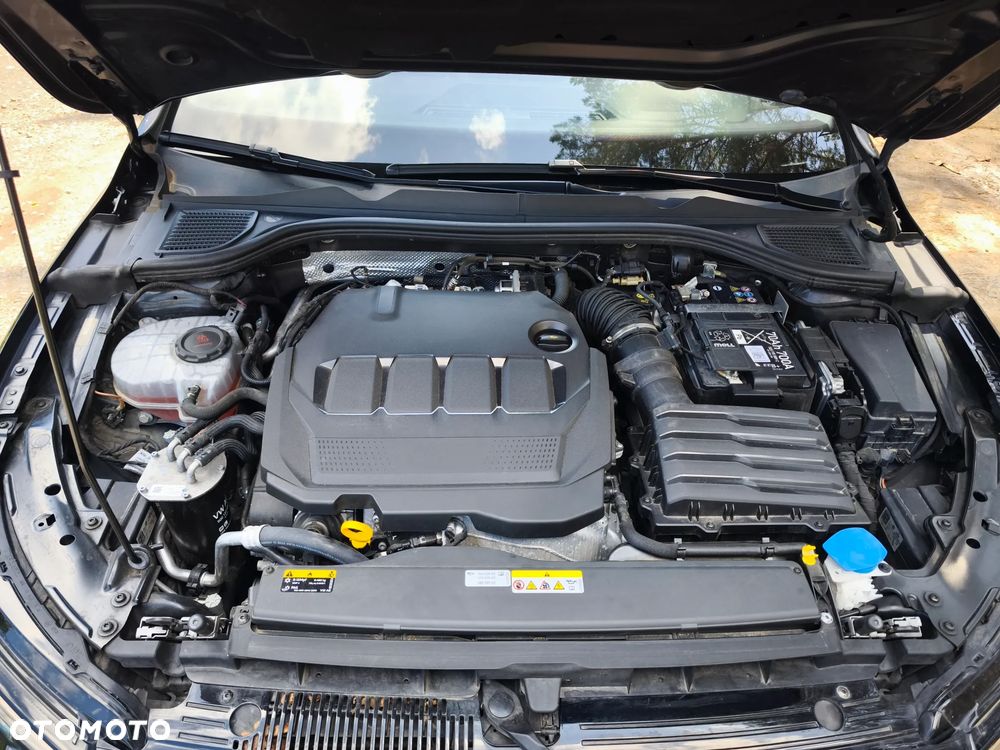 Volkswagen Golf 2.0 TDI Life - 11