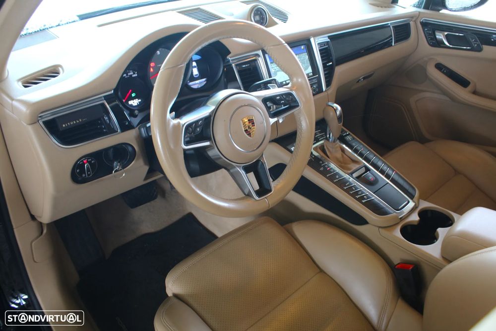 Porsche Macan S - 47