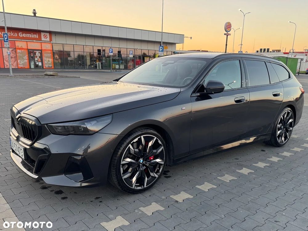BMW 5 Series 2025 photo 4