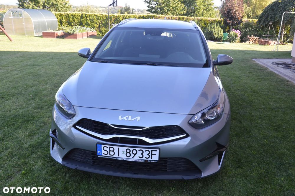 Kia Ceed - 9