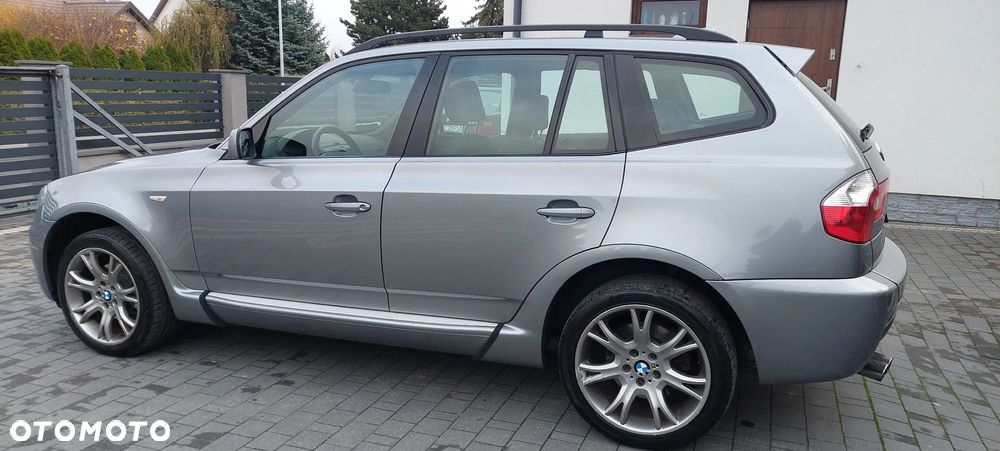 BMW X3 2.5i - 24