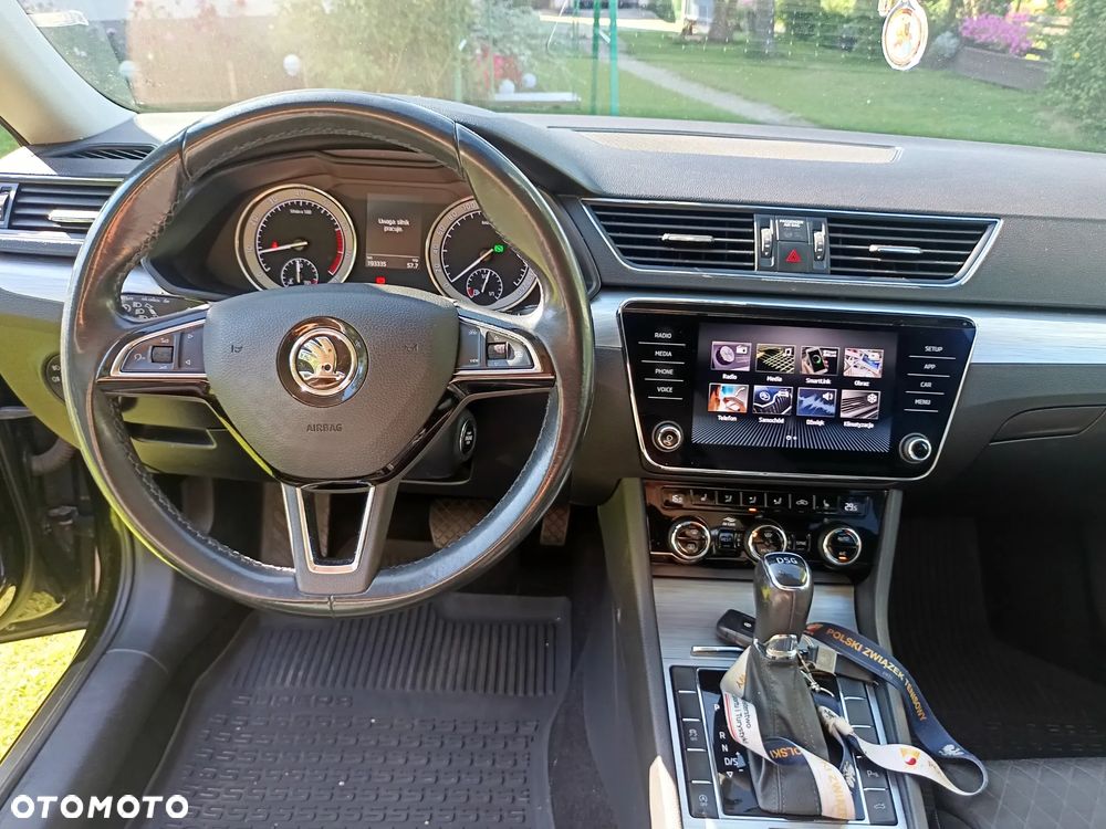 Skoda Superb 2.0 TSI Ambition DSG - 21