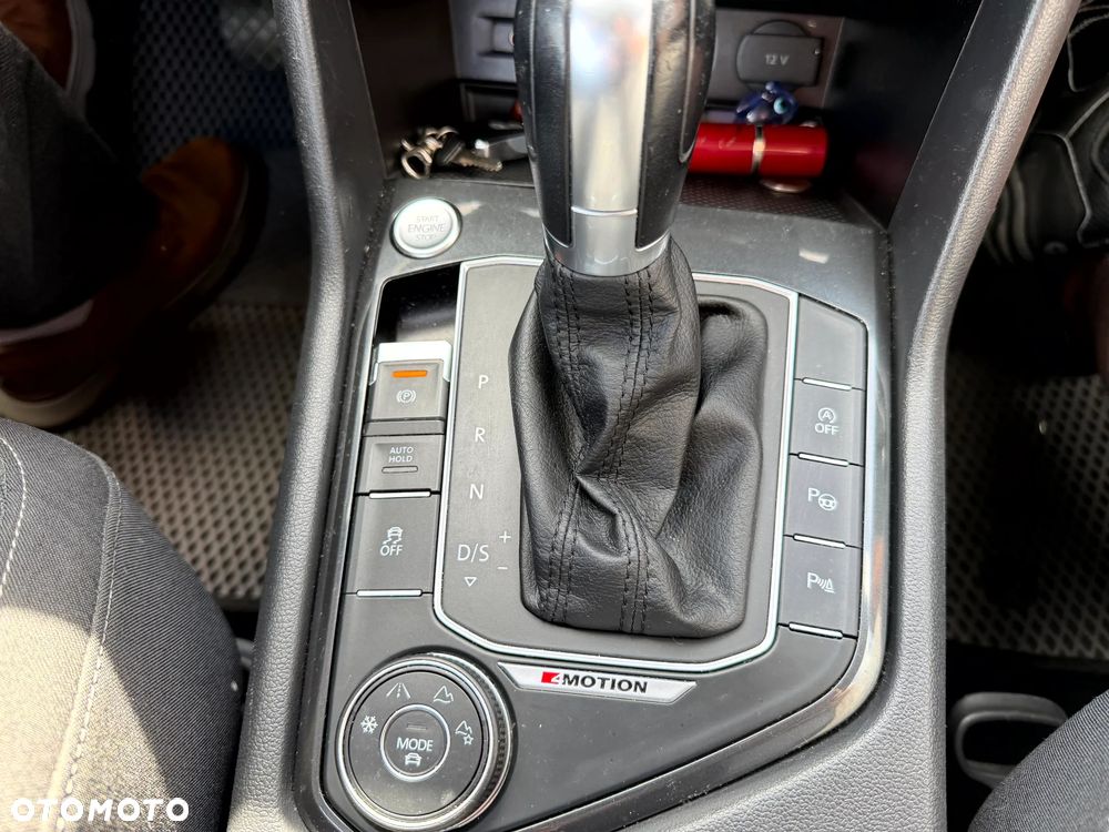 Volkswagen Tiguan 2.0 TSI BMT 4Mot Highline DSG - 26
